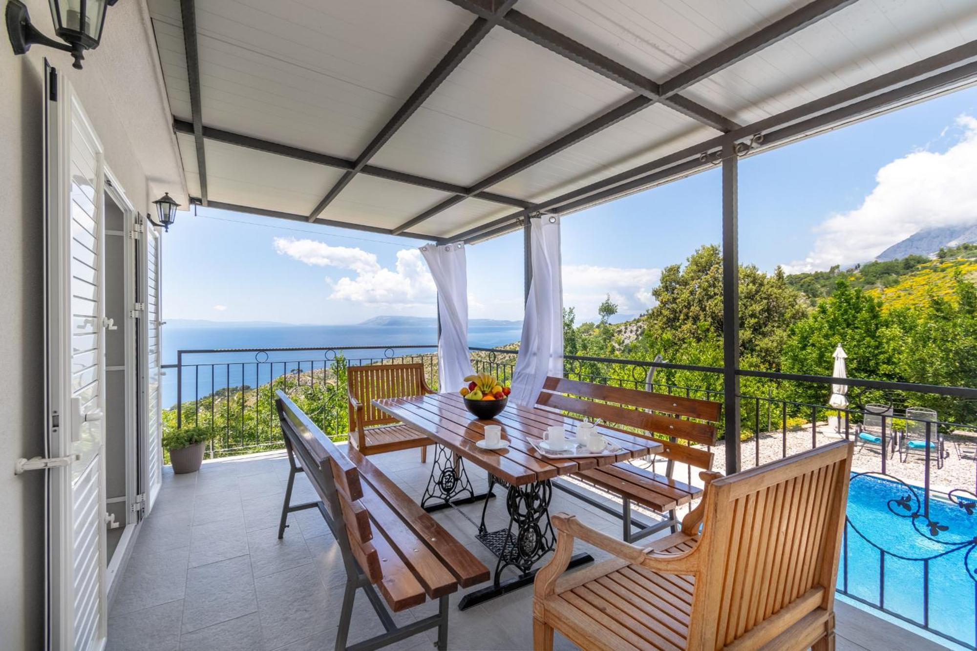 Villa With Sea View Podgora Exterior photo